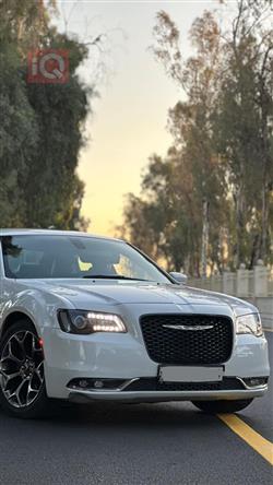 کرایسلەر 300